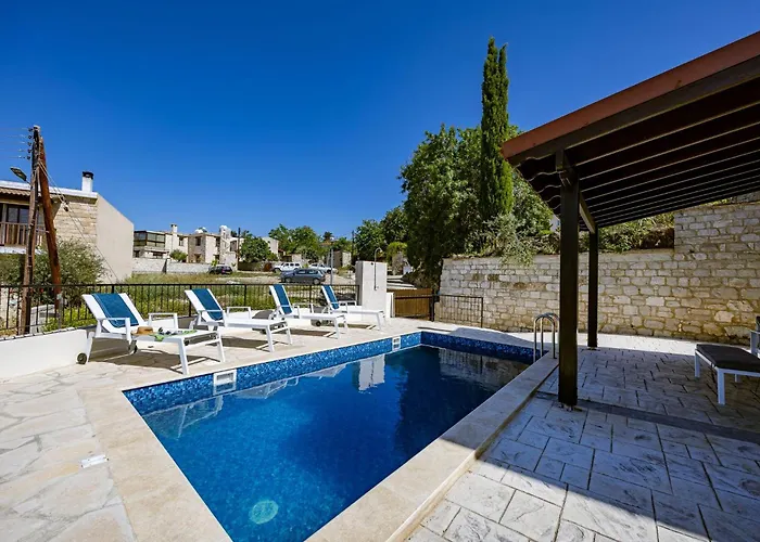 Stroumpi Private Pool * Stroumbi