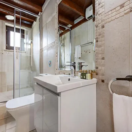 Stroumpi - Charming With Private Pool
