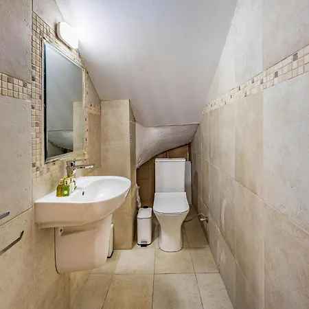 Villa Stroumpi - Charming With Private Pool Stroumbi