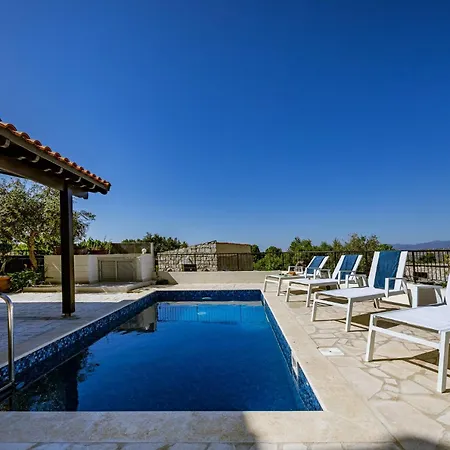 Stroumpi - Charming With Private Pool Villa