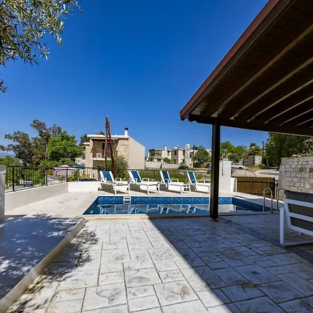 Stroumpi - Charming With Private Pool Villa Stroumbi