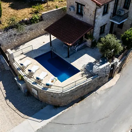 Stroumpi Private Pool Villa Stroumbi