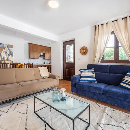 Stroumpi Private Pool *