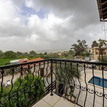 Stroumpi Private Pool Stroumbi