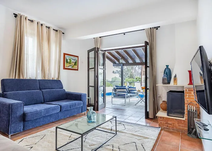 Vila Stroumpi Private Pool Stroumbi