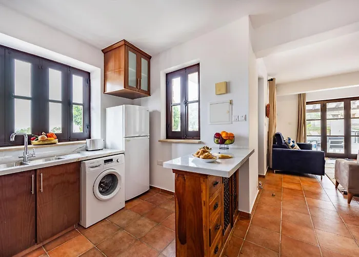 Stroumpi Private Pool *