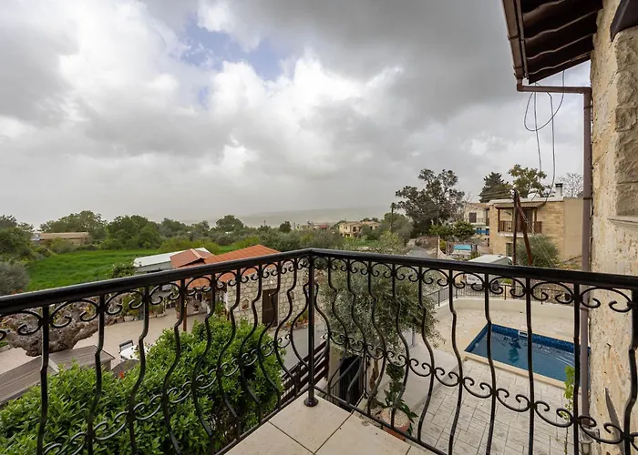 Stroumpi Private Pool Stroumbi